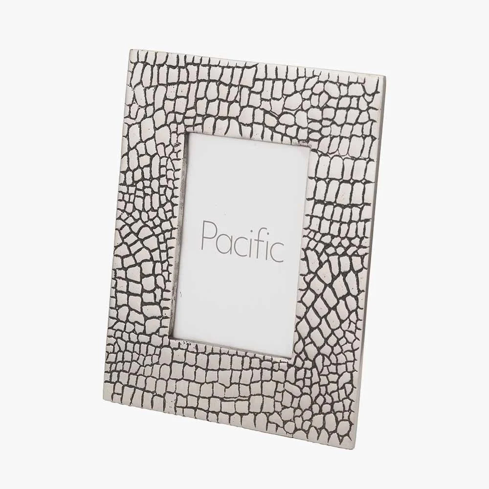 Antique-Silver-Metal-Croc-Print-5-x-7-Photo-Frame_10