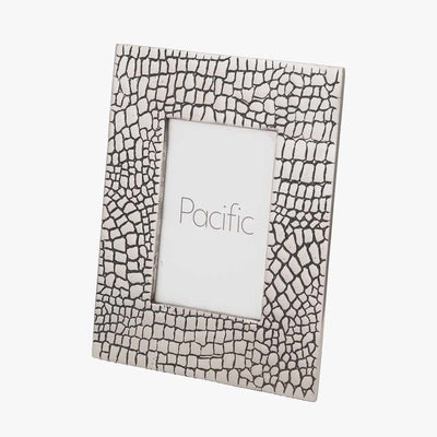 Antique-Silver-Metal-Croc-Print-5-x-7-Photo-Frame_10