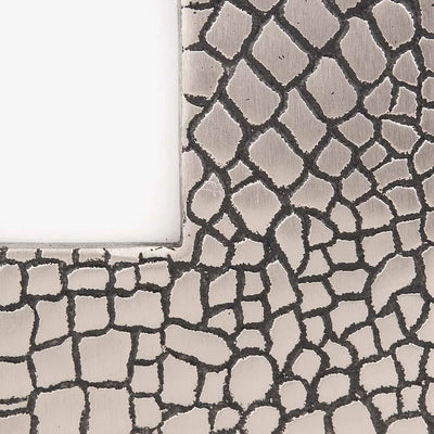 Antique-Silver-Metal-Croc-Print-5-x-7-Photo-Frame_4