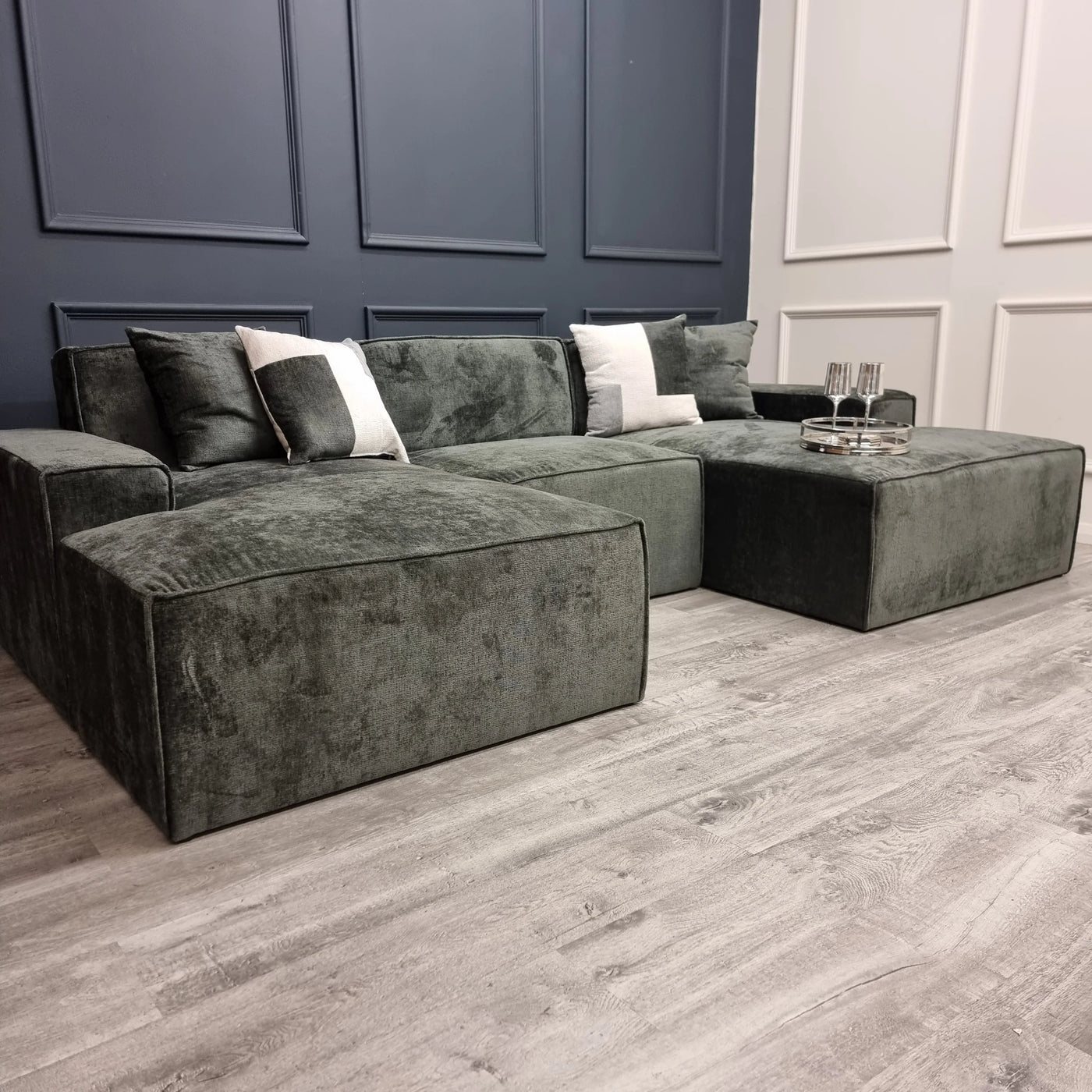 Atlanta_Sofa_U_Shape_Black_no_stool_1