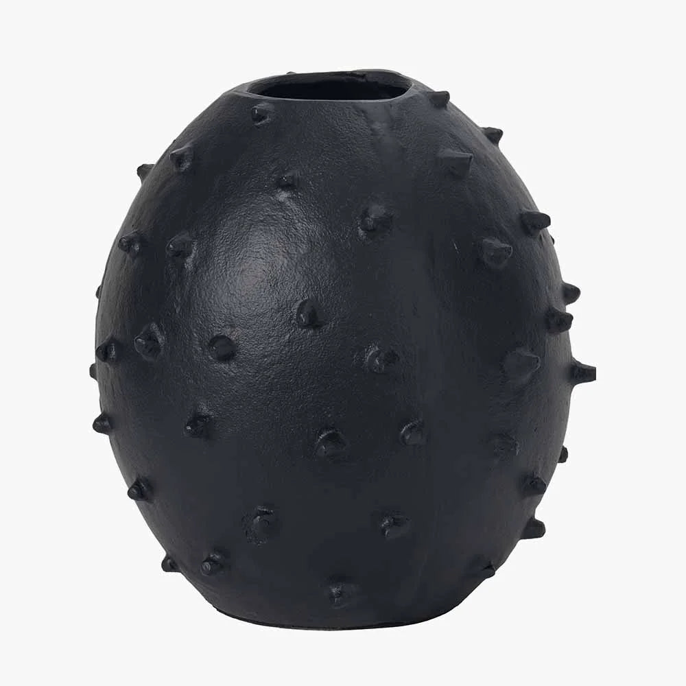 Black-Metal-Vase-with-Bobbles_7
