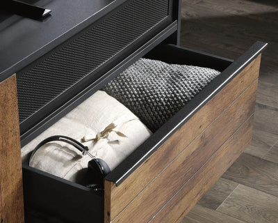 Boulevard-Cafe-TV-Credenza-11
