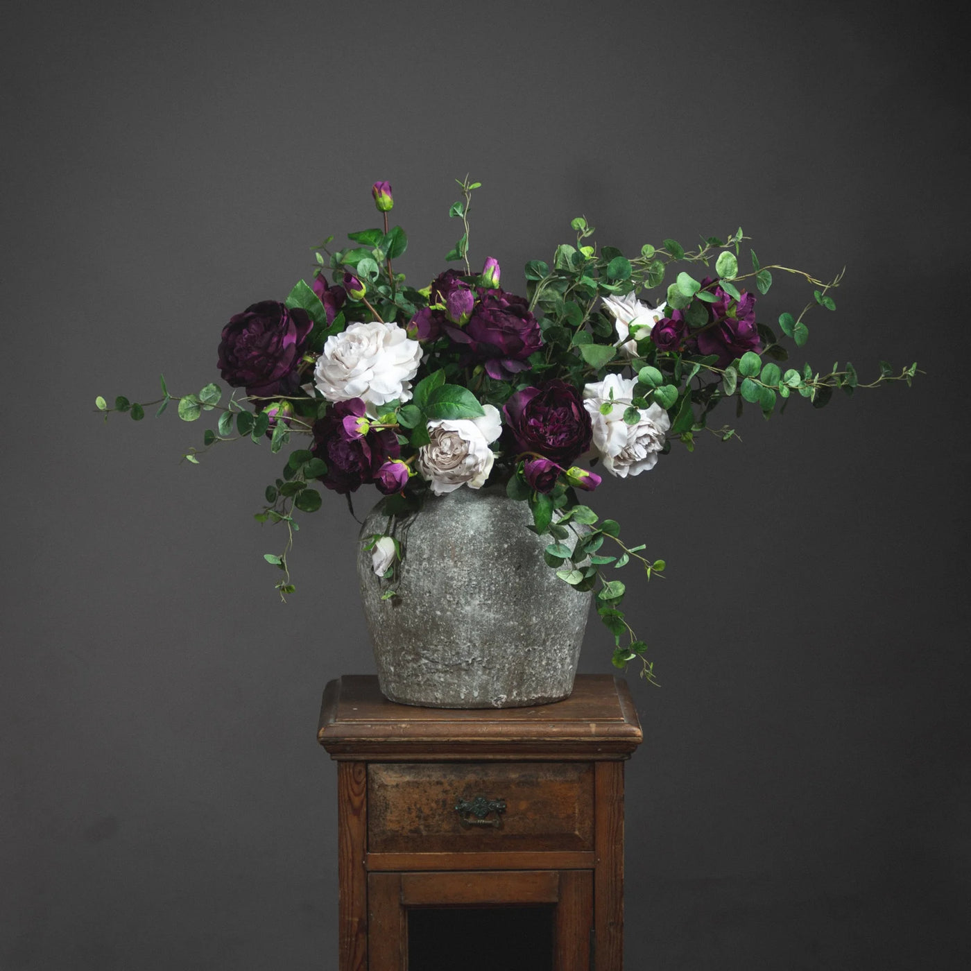 Hill-Interiors-Aged-Stone-Ceramic-Vase_3