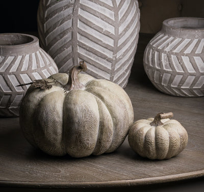 Hill-Interiors-Carved-Wood-Effect-Small-Squat-Pumpkin_1
