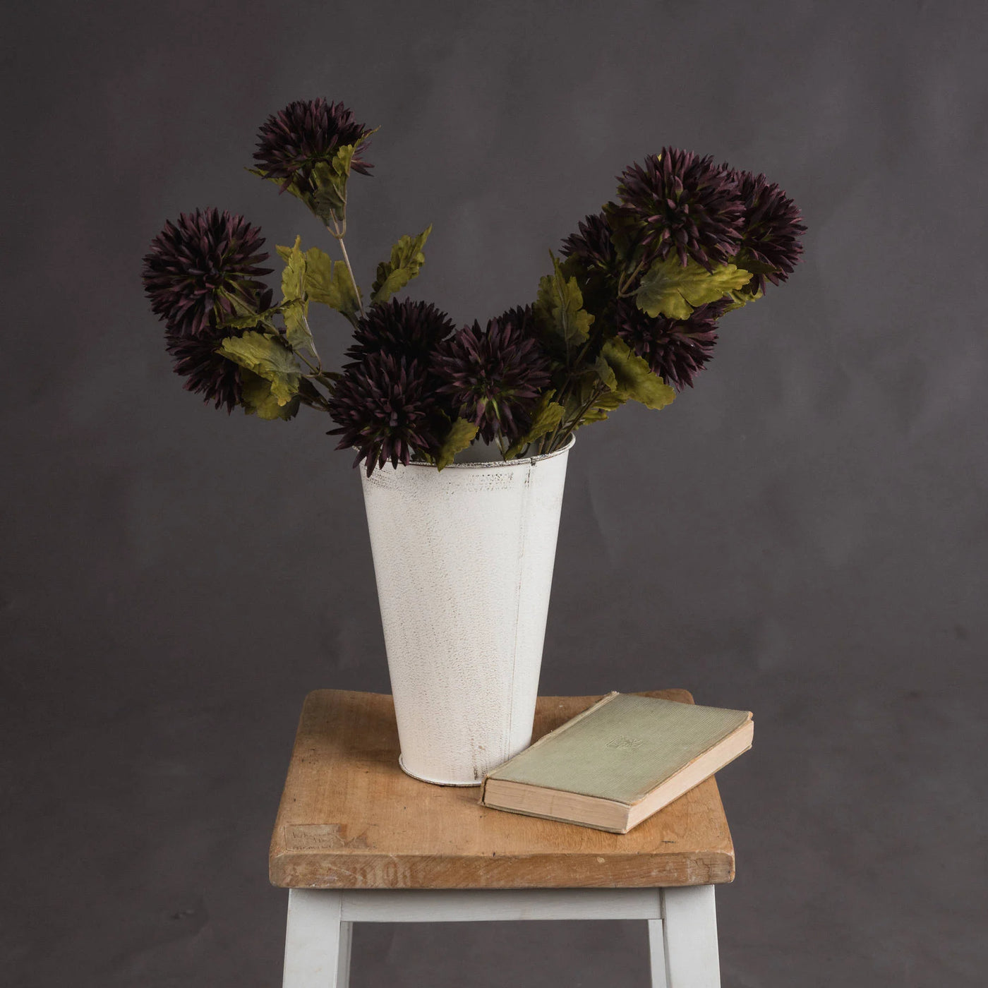 Hill-Interiors-Chocolate-Chrysanthemum_1