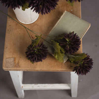 Hill-Interiors-Chocolate-Chrysanthemum_2