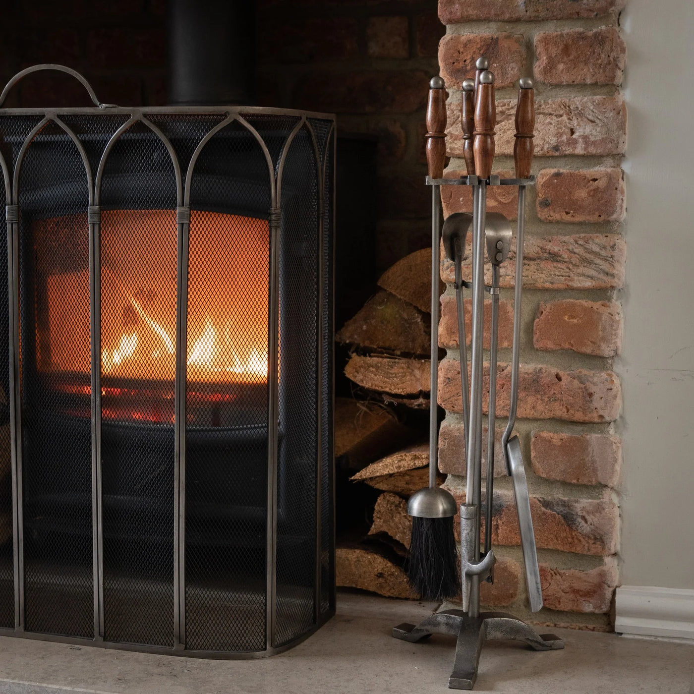 Hill-Interiors-Hand-Turned-Fire-Companion-Set-In-Antique-Pewter-With-Wooden-Handles_5