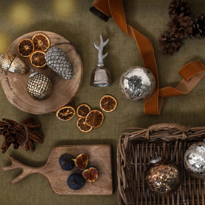 Hill-Interiors-Stag-Chopping-Board_3