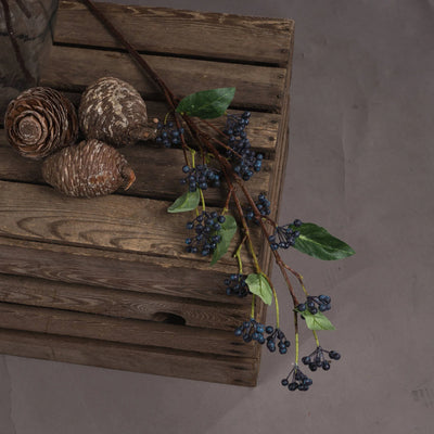 Hill-Interiors-Viburnum-Berry_2