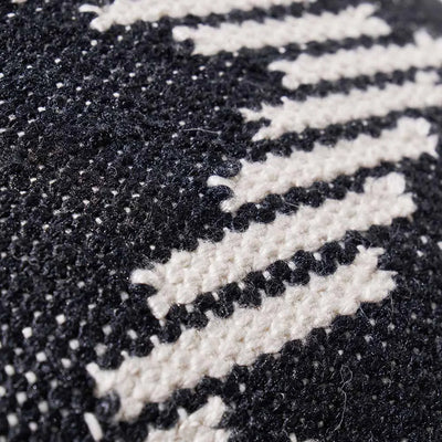 Indoor-Outdoor-Black-and-White-Chevron-Design-Scatter-Cushion_2