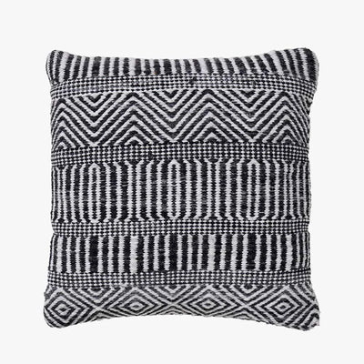 Indoor-Outdoor-Black-and-White-Inca-Design-Scatter-Cushion_5