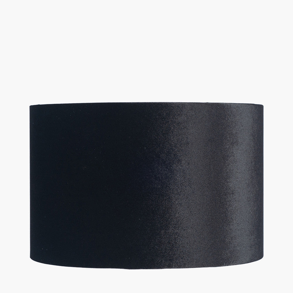 pacific-lifestyle-chirala-black-and-white-tall-ikat-ceramic-table-lamp-base-with-bow-40cm-black-velvet-cylinder-lampshade_3
